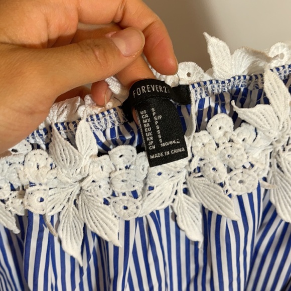 Forever 21 Striped Floral Off-Shoulder Top - Picture 3 of 8